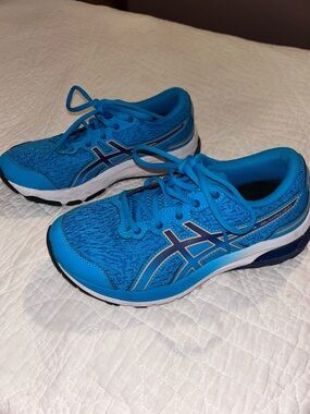 ASICS Kids Turquoise/Blue Athletic Sneakers